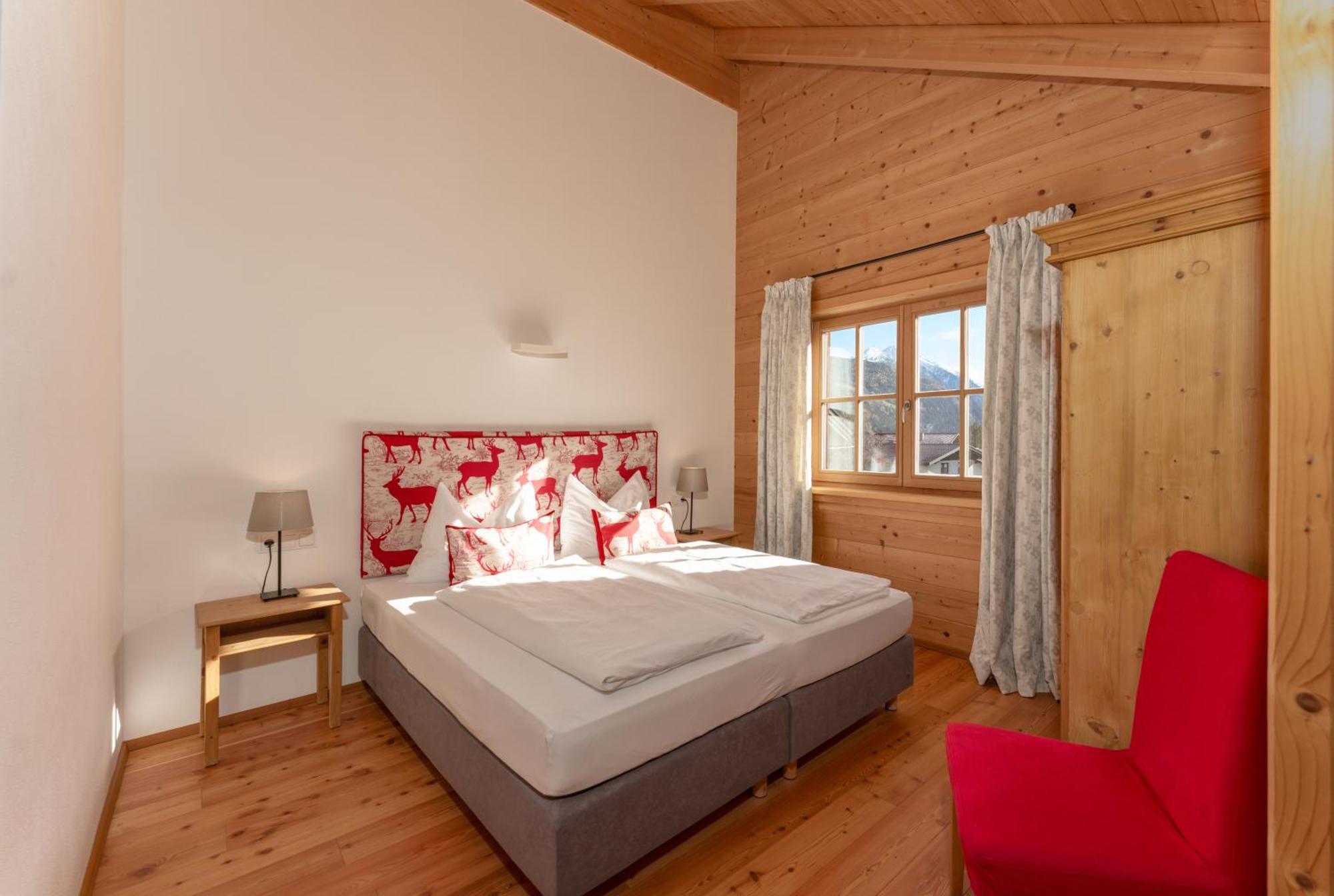 Ski In/Ski Out Chalets Tauernlodge By Schladming-Appartements Room photo